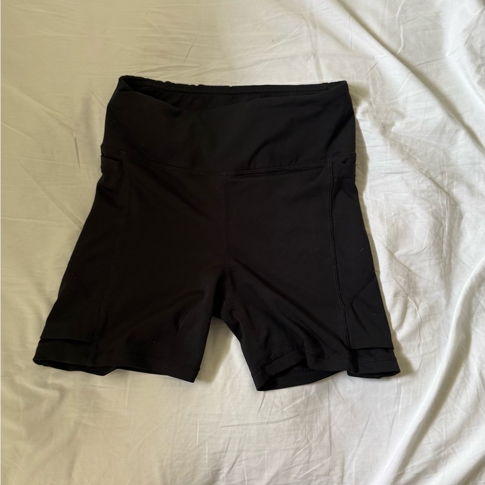 Senita Athletics Black High-Rise Bike Shorts